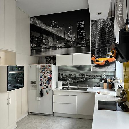 P-122 Piotrkowska Apartment. Lodz  Luaran gambar