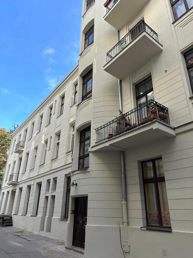 P-122 Piotrkowska Apartment. Lodz  Luaran gambar
